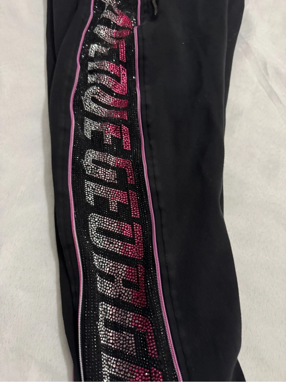 Avenue George V Paris Pink & Silver Rhinestone Jogger Sweatpants Bling Size L - Picture 6 of 14